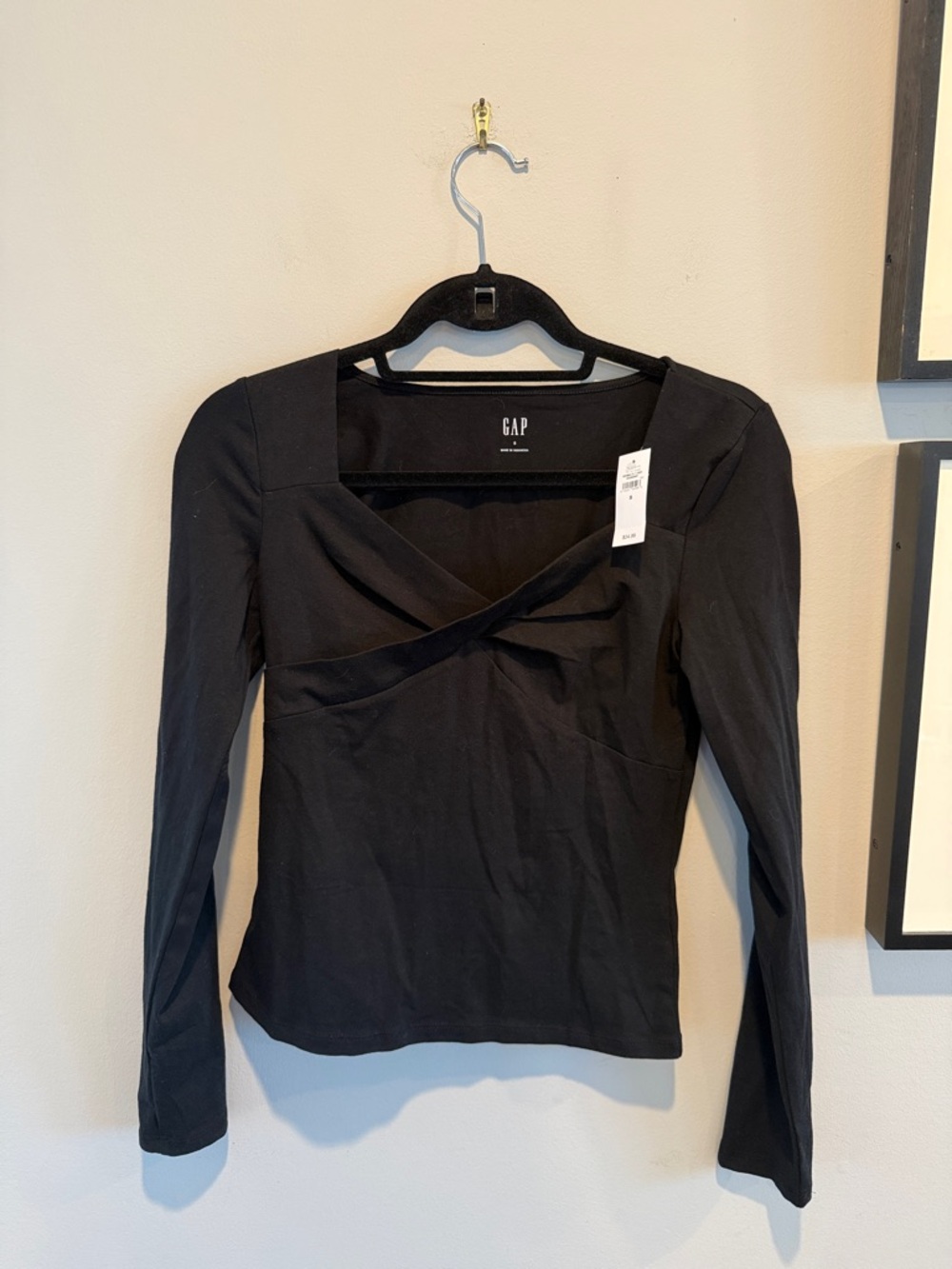 GAP Black Long-Sleeve Twist-Neck Top